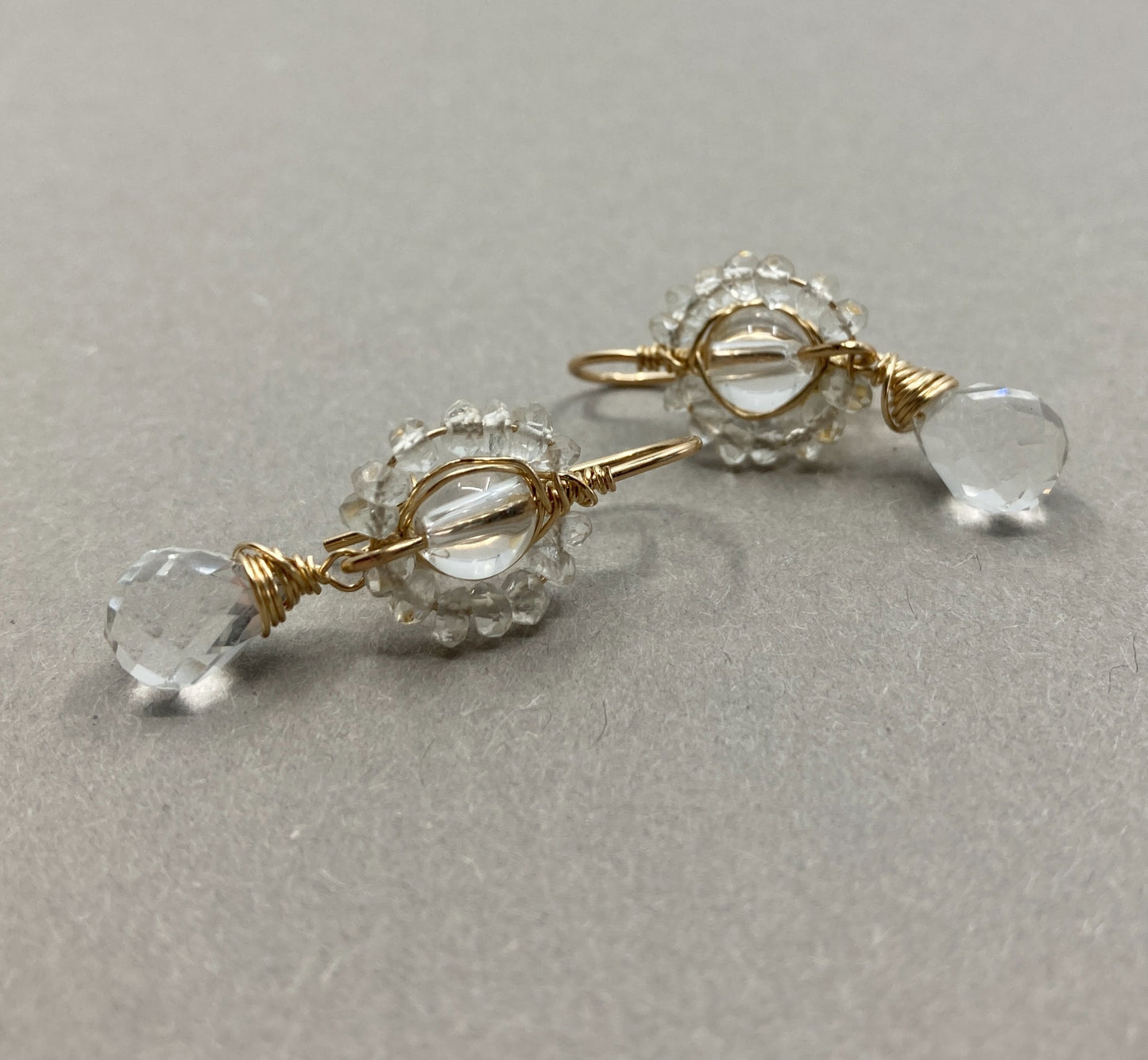 14k Goldfilled oorbellen met Bergkristal en Topaas