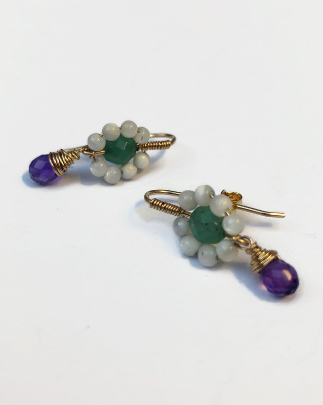 Goldfilled Ohrringe mit Amethyst und Aventurin – handgefertigter Schmuck mit floralen Details