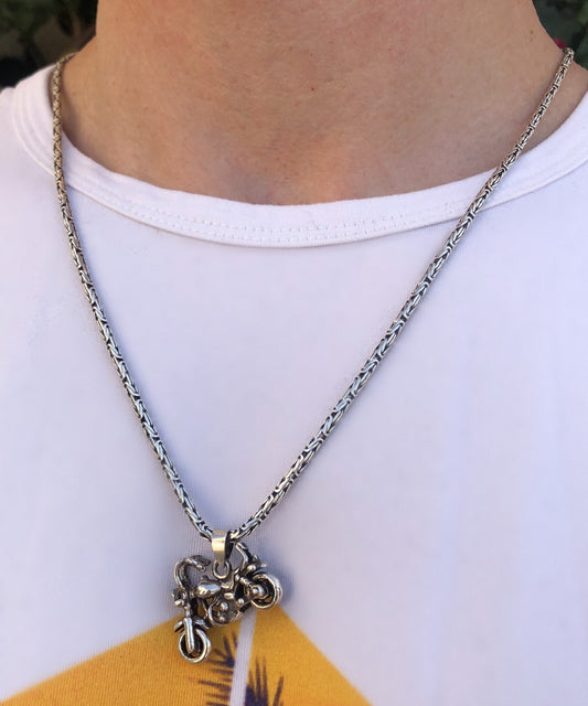 Stylish silver men's necklace with a chopper pendant – inspired by Harley Davidson