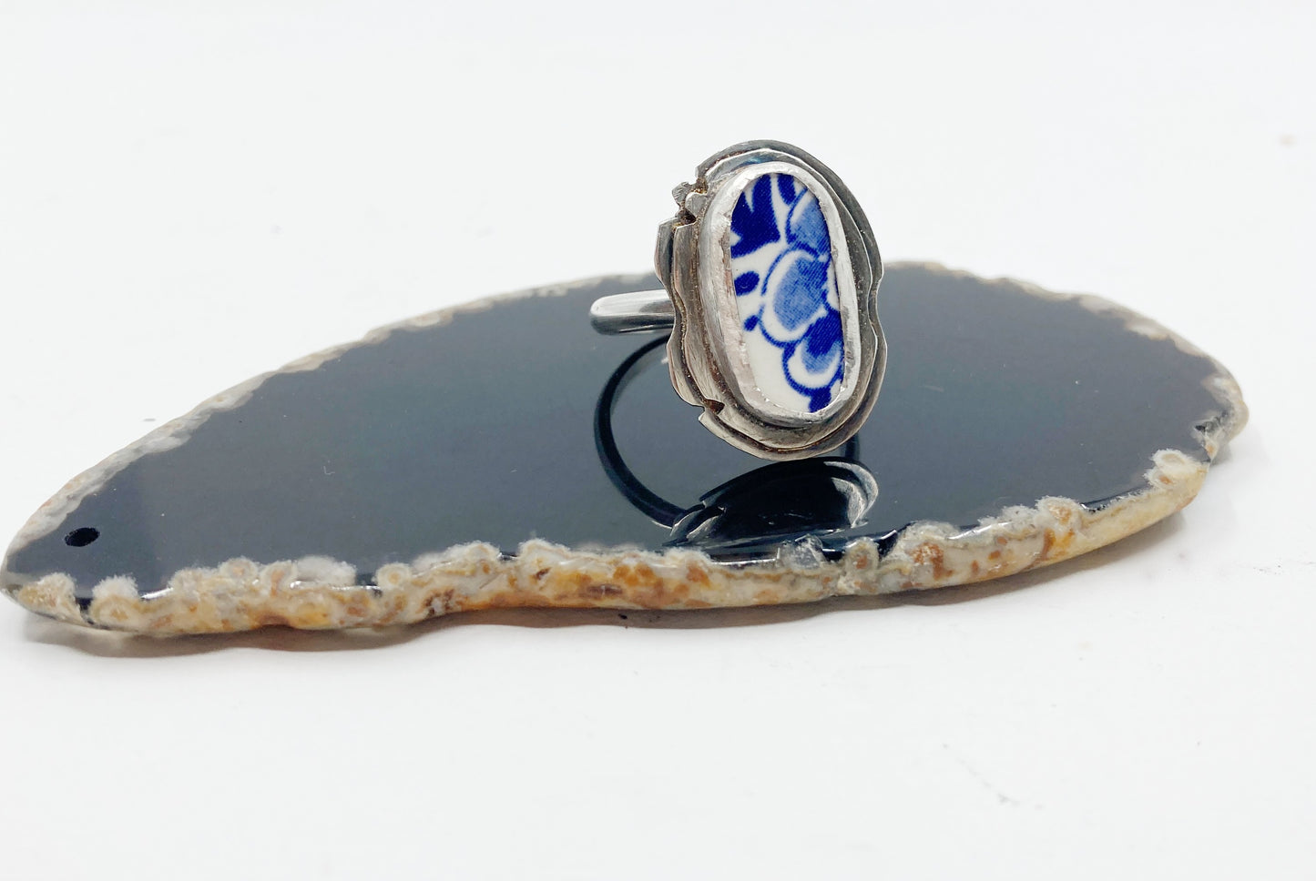 Delfter Blau-Silberring – handgefertigt aus Delfter Blau-Keramik