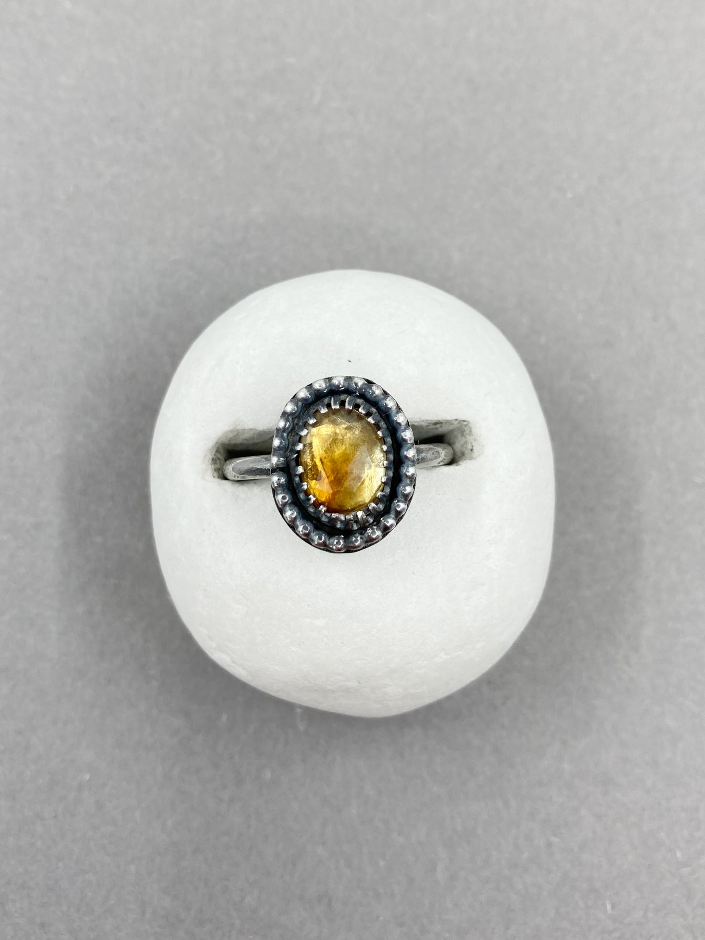 Handgefertigter Citrinring – Verlobungsring oder Antragsring