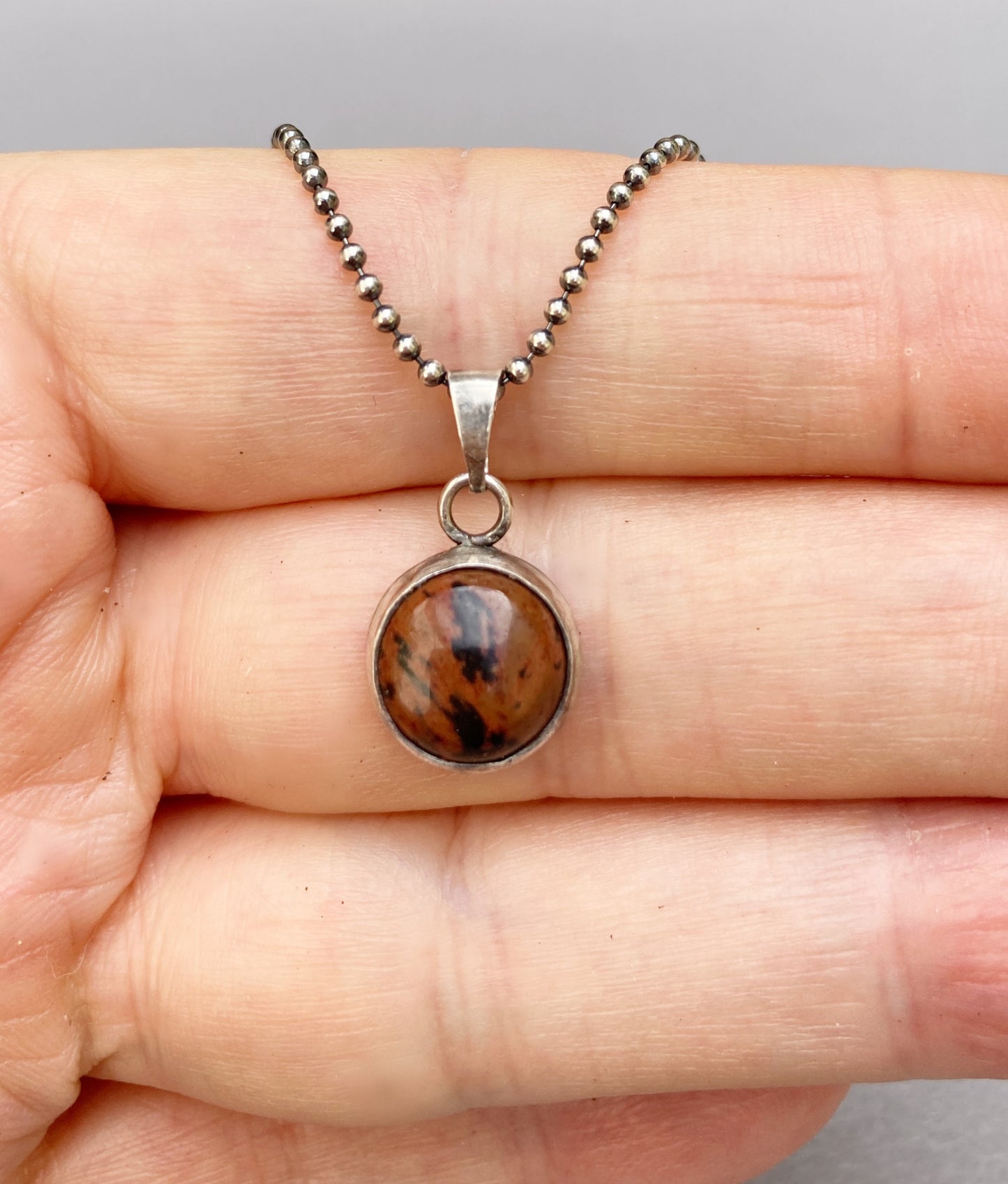 Silberne Herrenhalskette mit Naturstein: Mahagoni-Obsidian