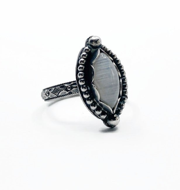 Unieke handgemaakte ring met Maansteen