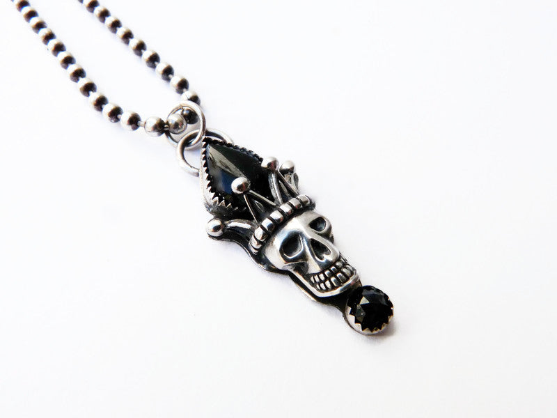 Onyx Herrenkette mit Totenkopf