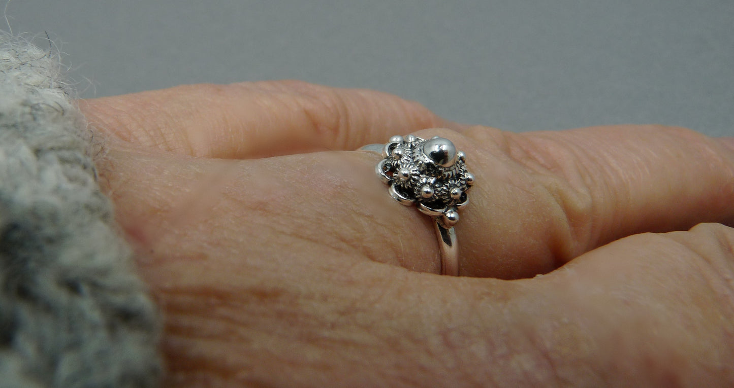 Ring mit Zeeland-Knoten – glänzend oxidiert