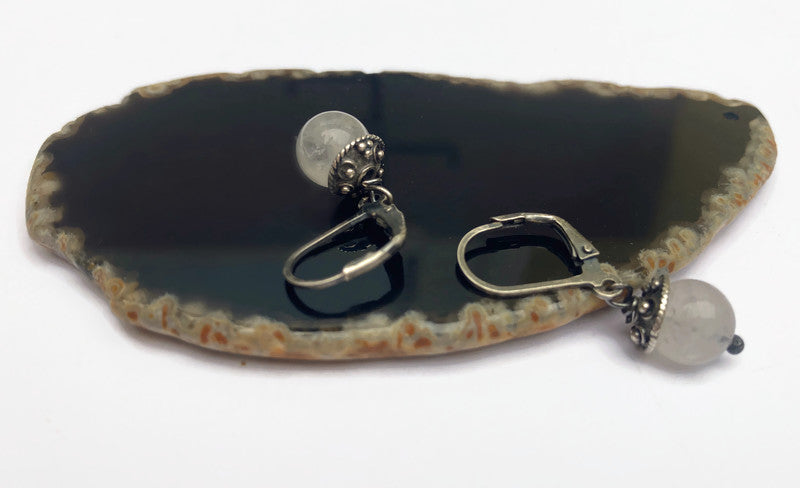 Zilveren heren oorbellen met Maansteen, haakjes oorbellen voor mannen