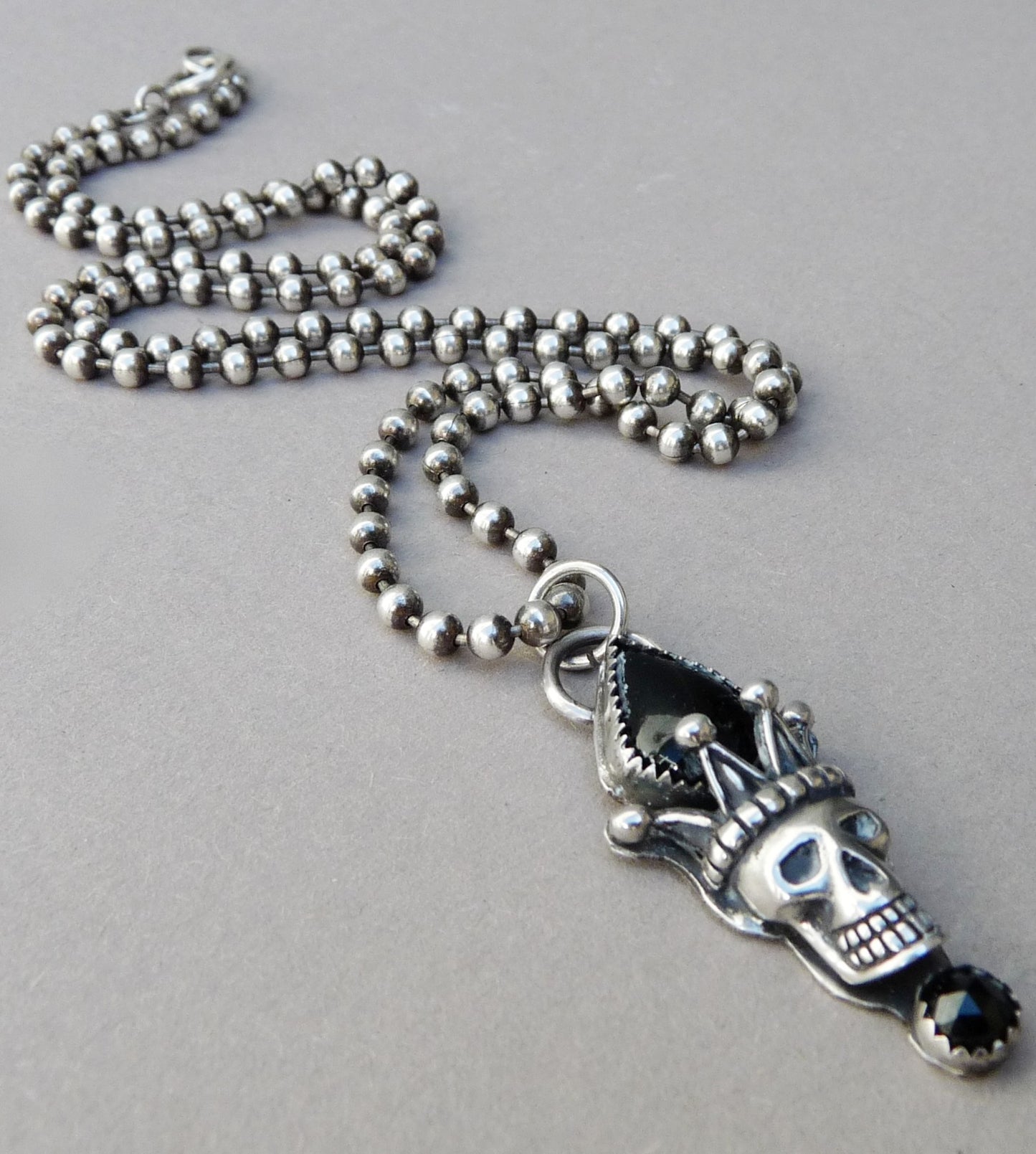 Onyx Herrenkette mit Totenkopf