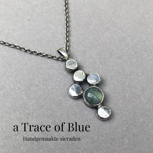 Herrenkette aus Silber mit Labradorit – kraftvoll und bedeutungsvoll