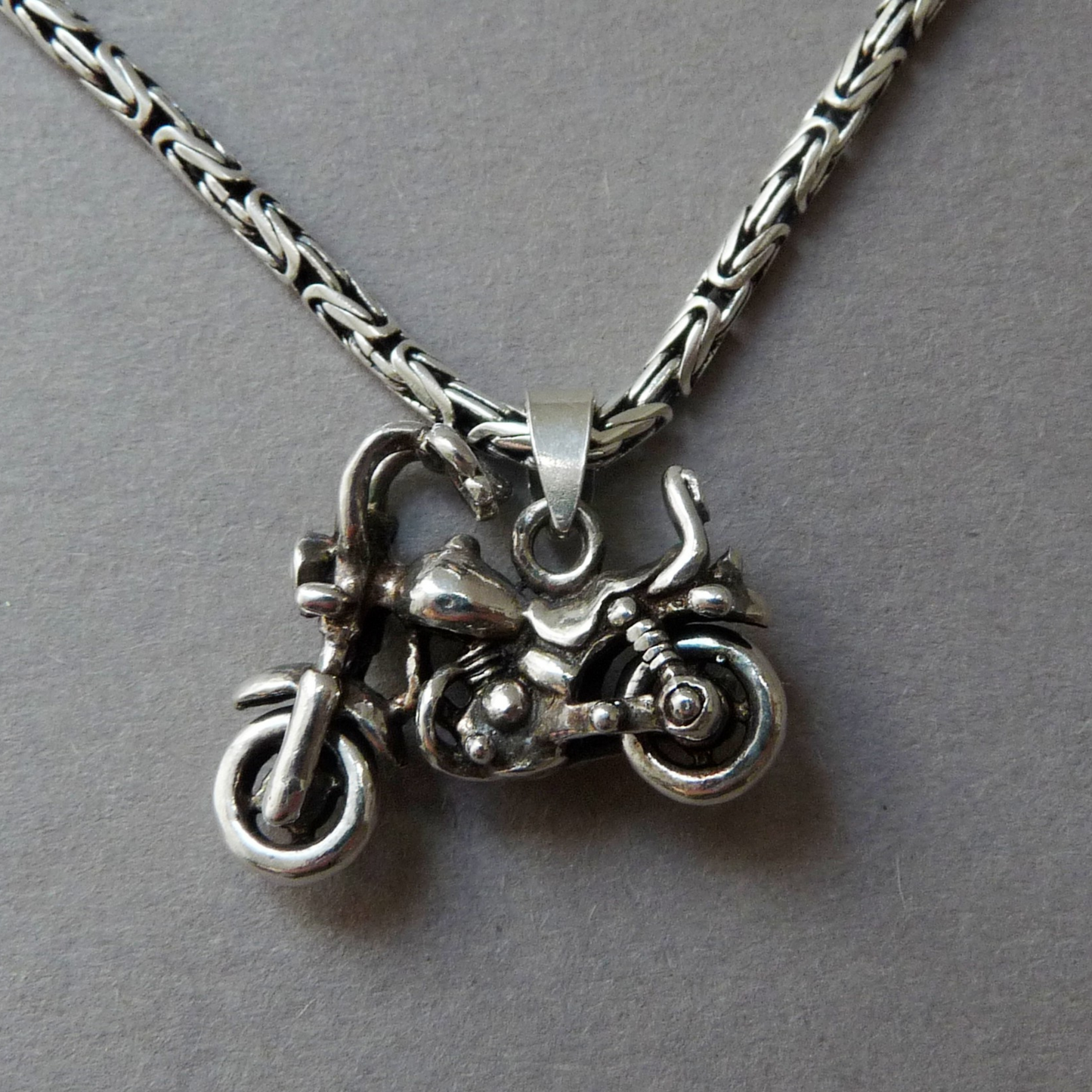 motor hanger ketting