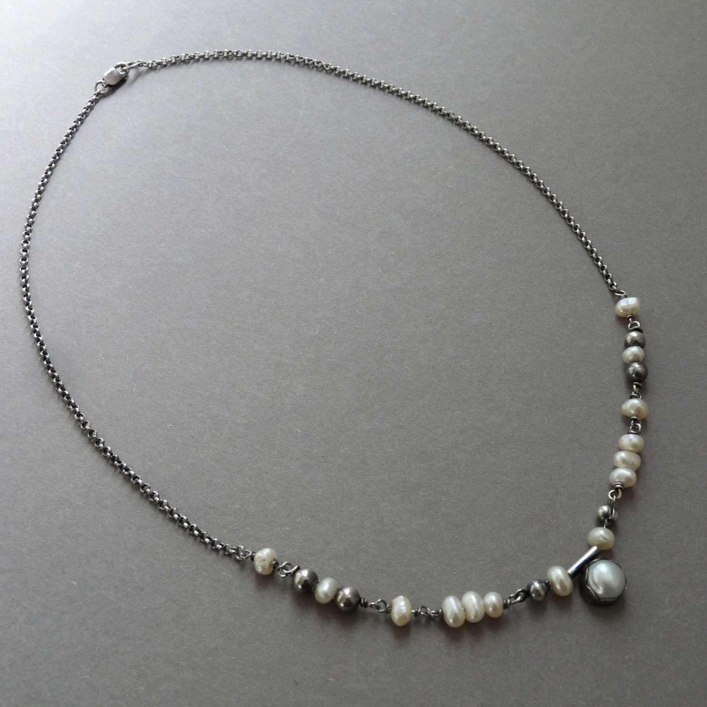 Silver pearl necklace – handmade – customisation possible