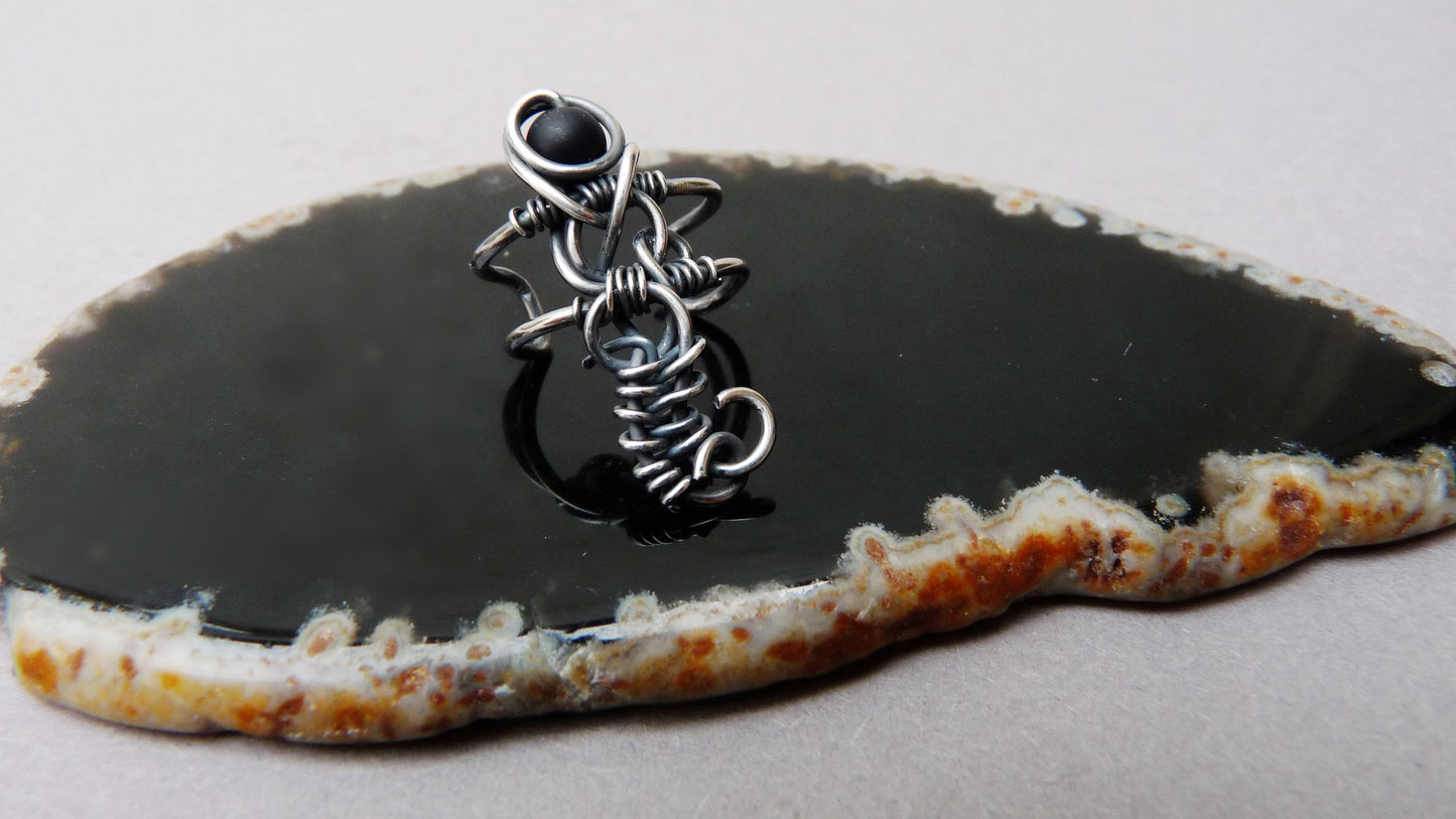 Zilveren heren ear cuff met Onyx
