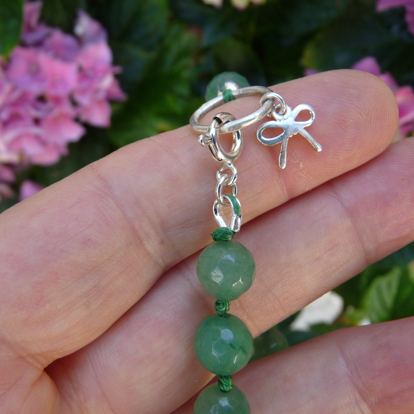 Zilveren natuurstenen armband met groene jade en maansteen