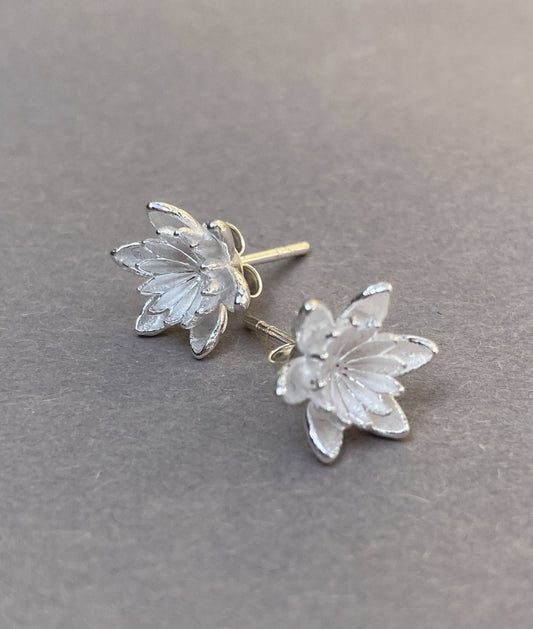 Sterling zilveren Lotusbloem oorknopjes