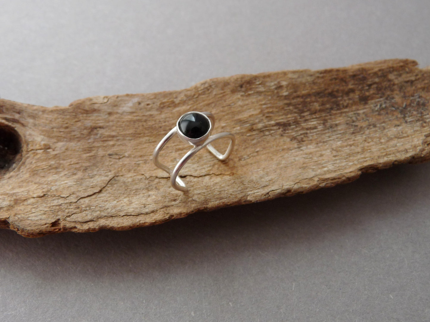 earcuff-zilver-met-edelsteen