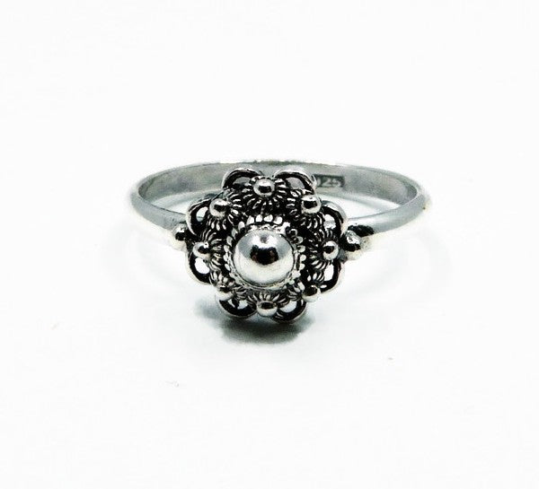 Ring mit Zeeland-Knoten – glänzend oxidiert