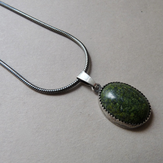 herenketting-met-serpentijn-hanger-zilver