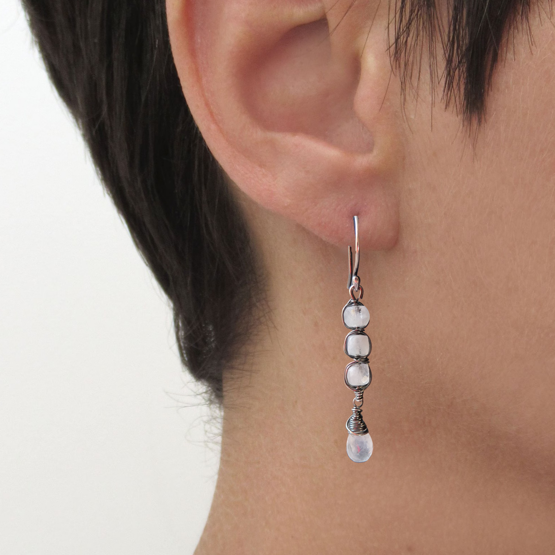 maansteen oorbellen handgemaakt