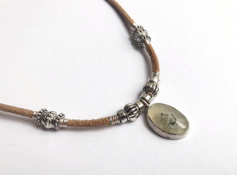 Lederhalskette für Herren mit Dendriten-Achat-Anhänger