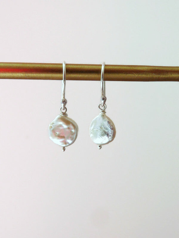 Silberohrringe mit Münzperlen – elegant für jeden Anlass