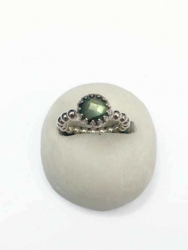 Silberner Labradorit-Schiebering