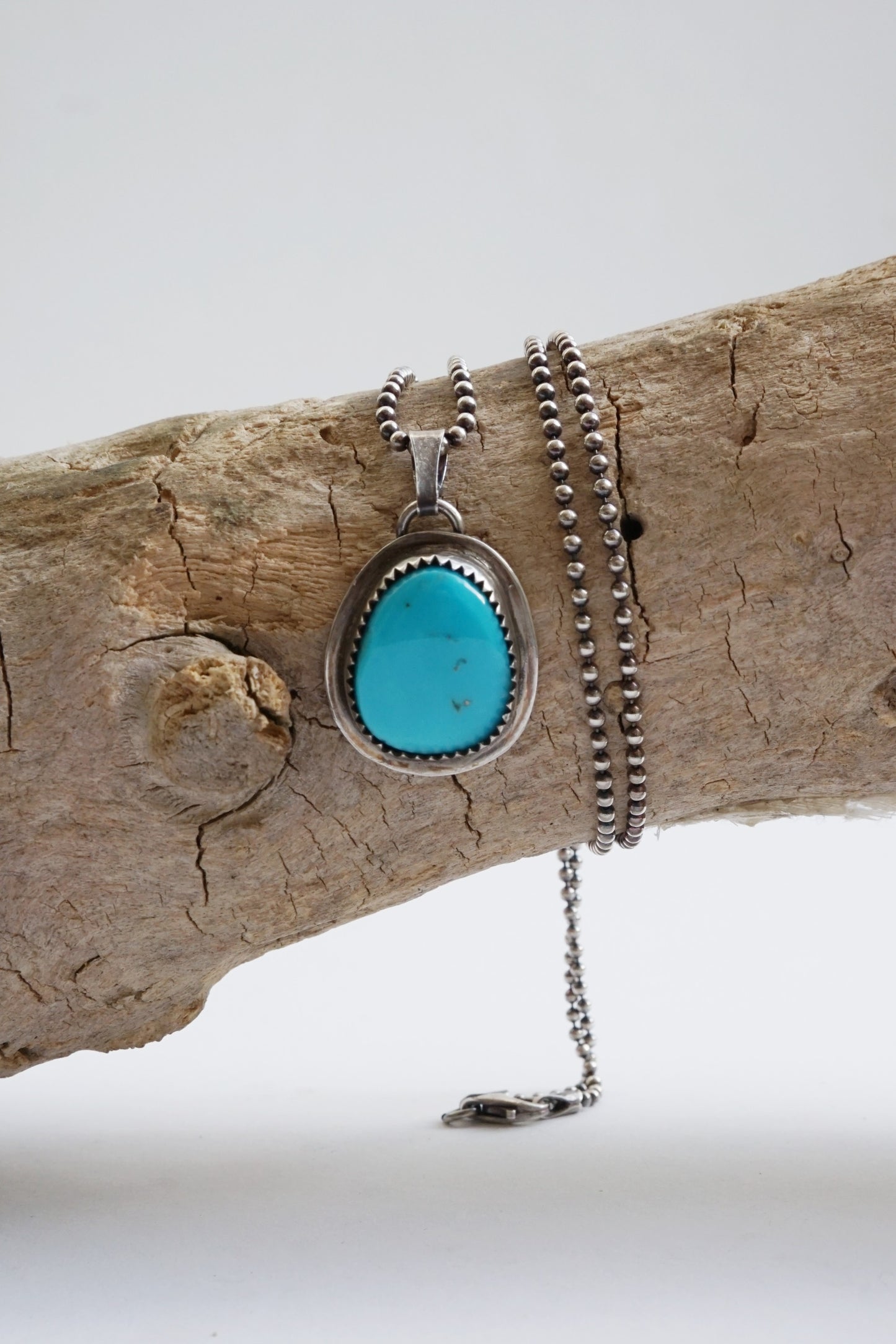 Heren ketting met hanger – Turkoois edelsteen – Handgemaakt in sterling zilver