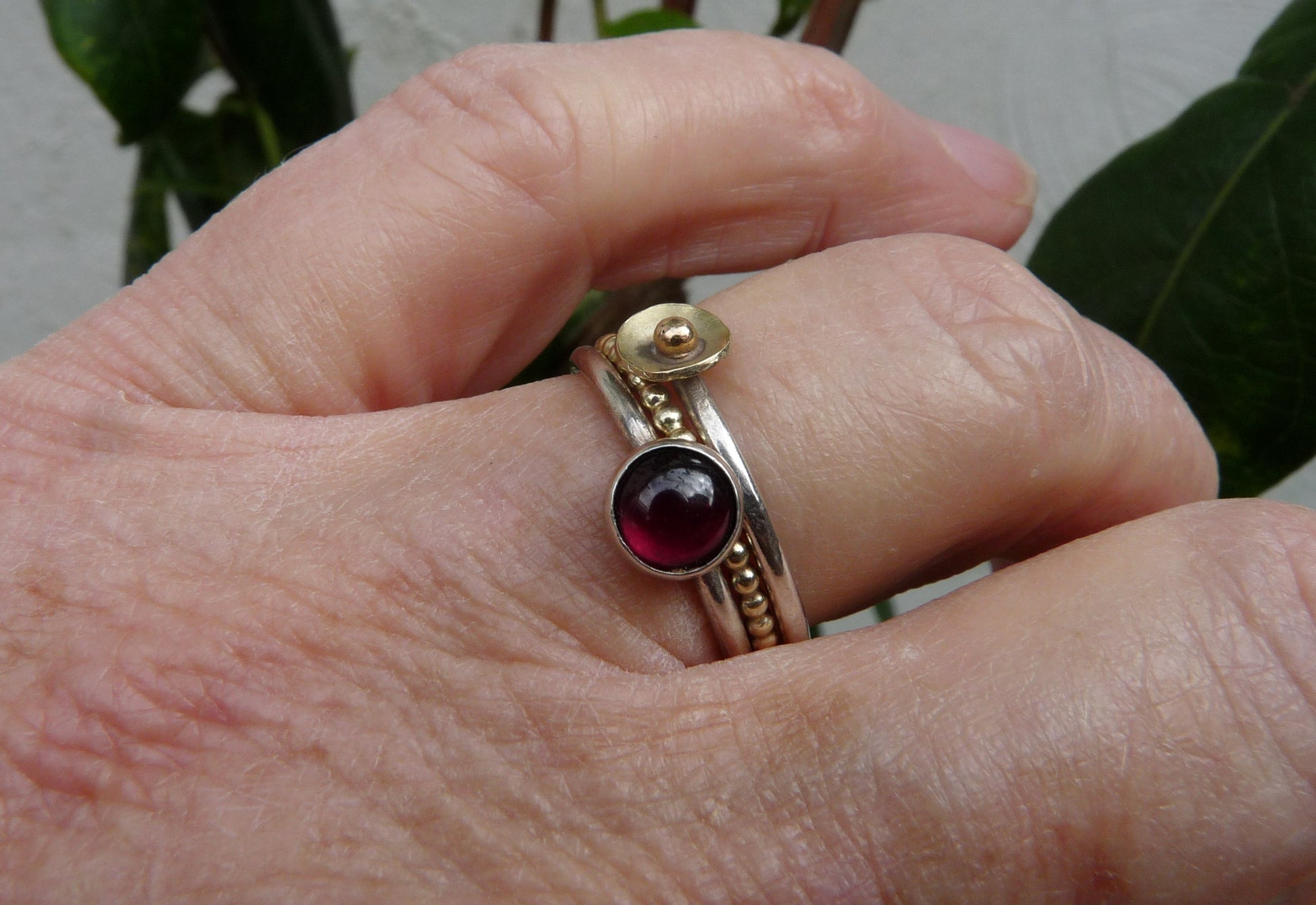 Stapeldesign met 14 karaat gouden ringen, handgemaakt en stijlvol te combineren