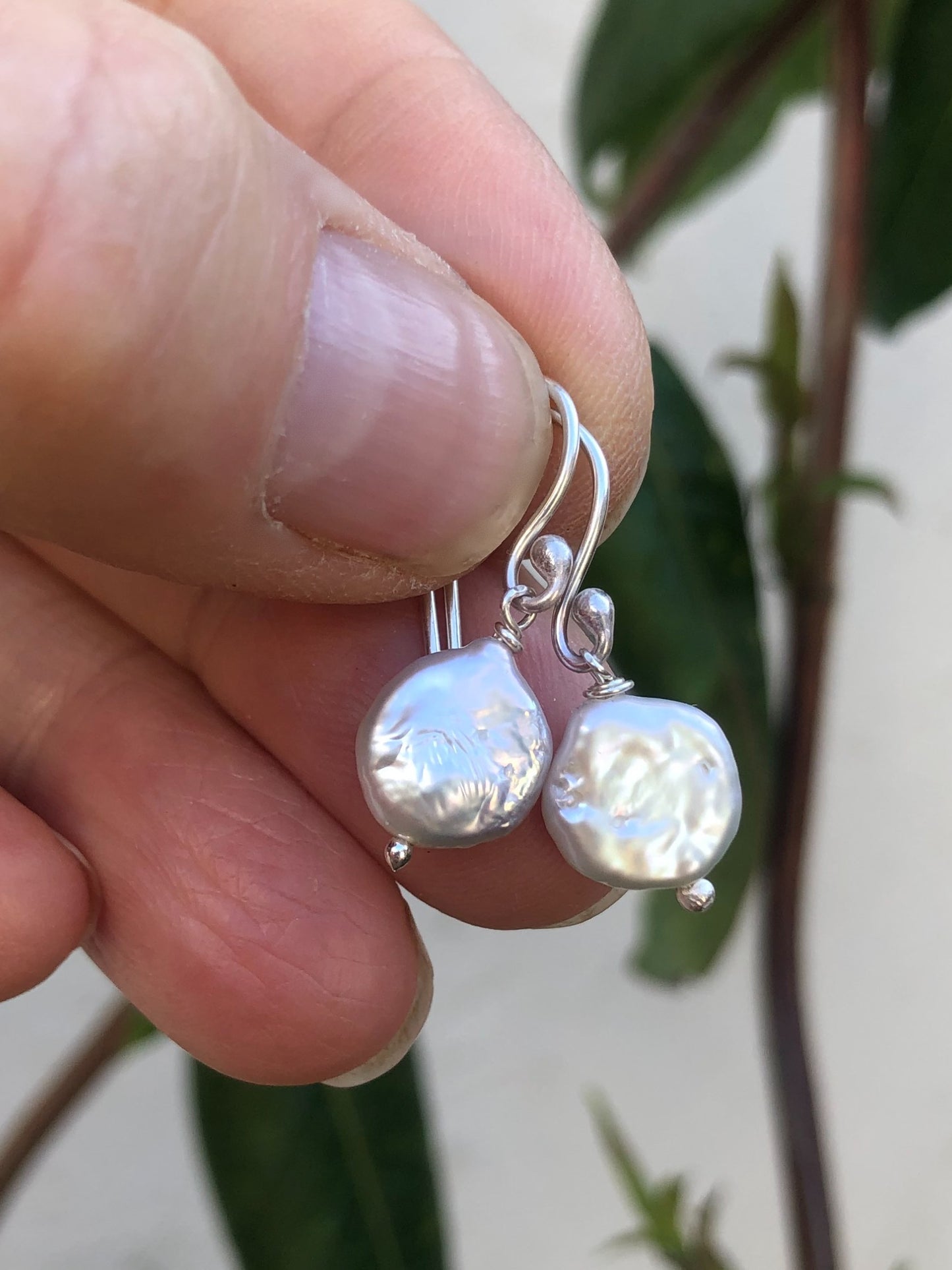 zilveren bruidsoorbellen met muntparels