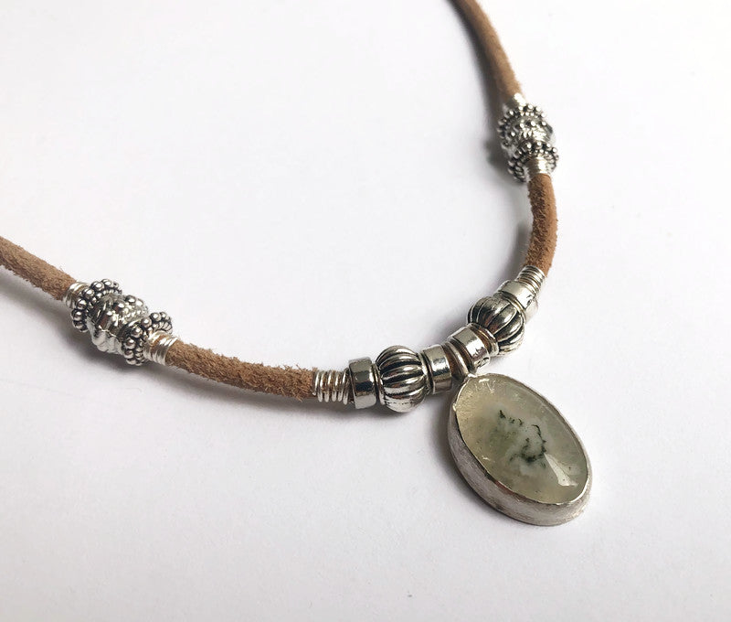 Lederhalskette für Herren mit Dendriten-Achat-Anhänger