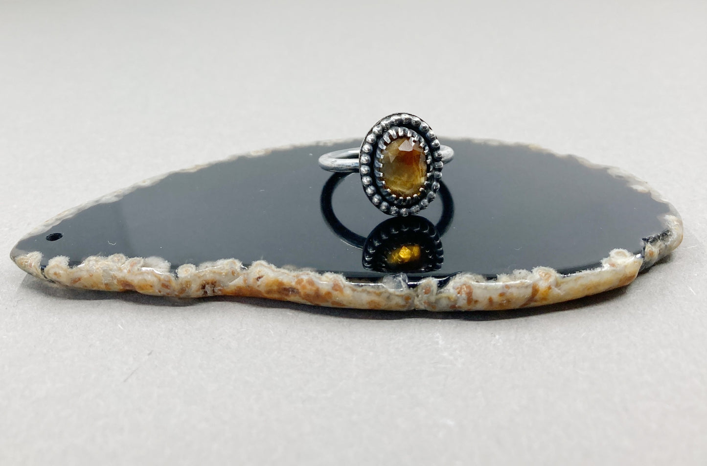 Handgefertigter Citrinring – Verlobungsring oder Antragsring