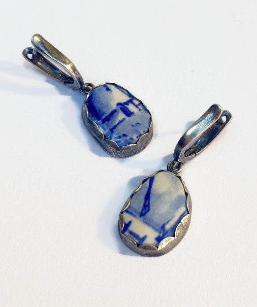 Handmade Delft Blue earrings in Sterling silver