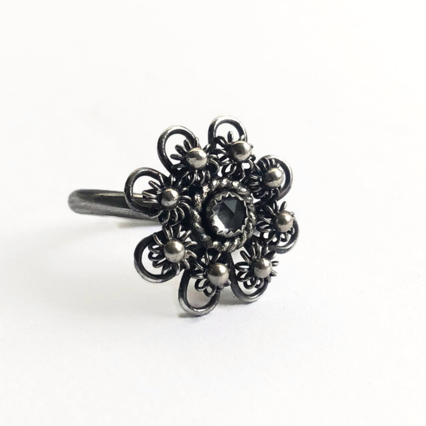 Handgemaakte Zeeuwse Knoop Ring met Topaas