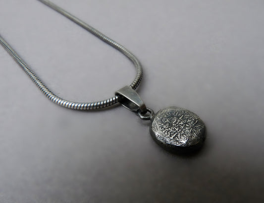 Silberne Herrenkette – handgemacht und maskulin