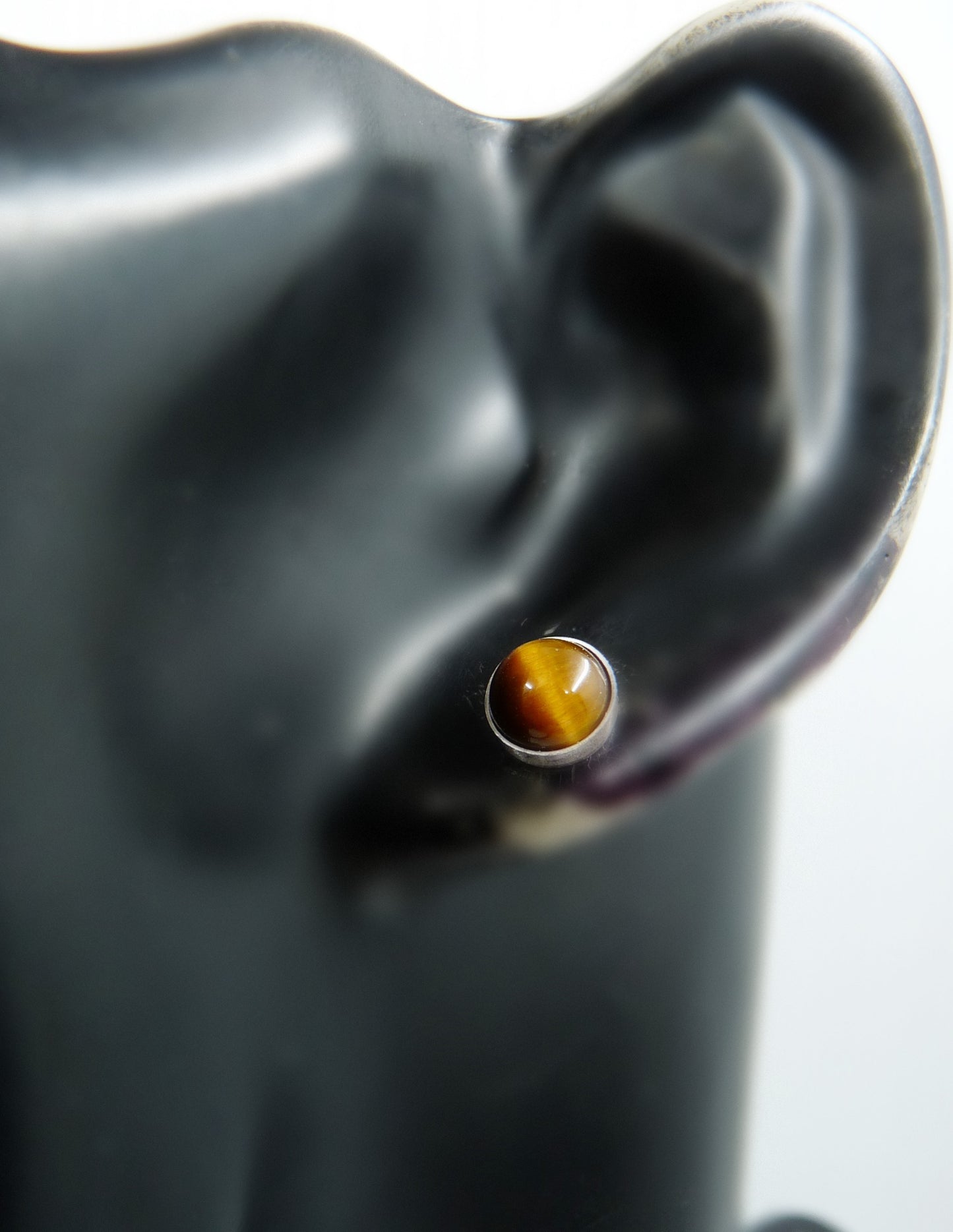 Stylish Silver Men's Stud Earrings with Tiger Eye