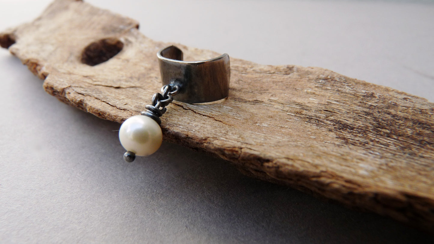 Ear cuff for men, ear clip with pearl