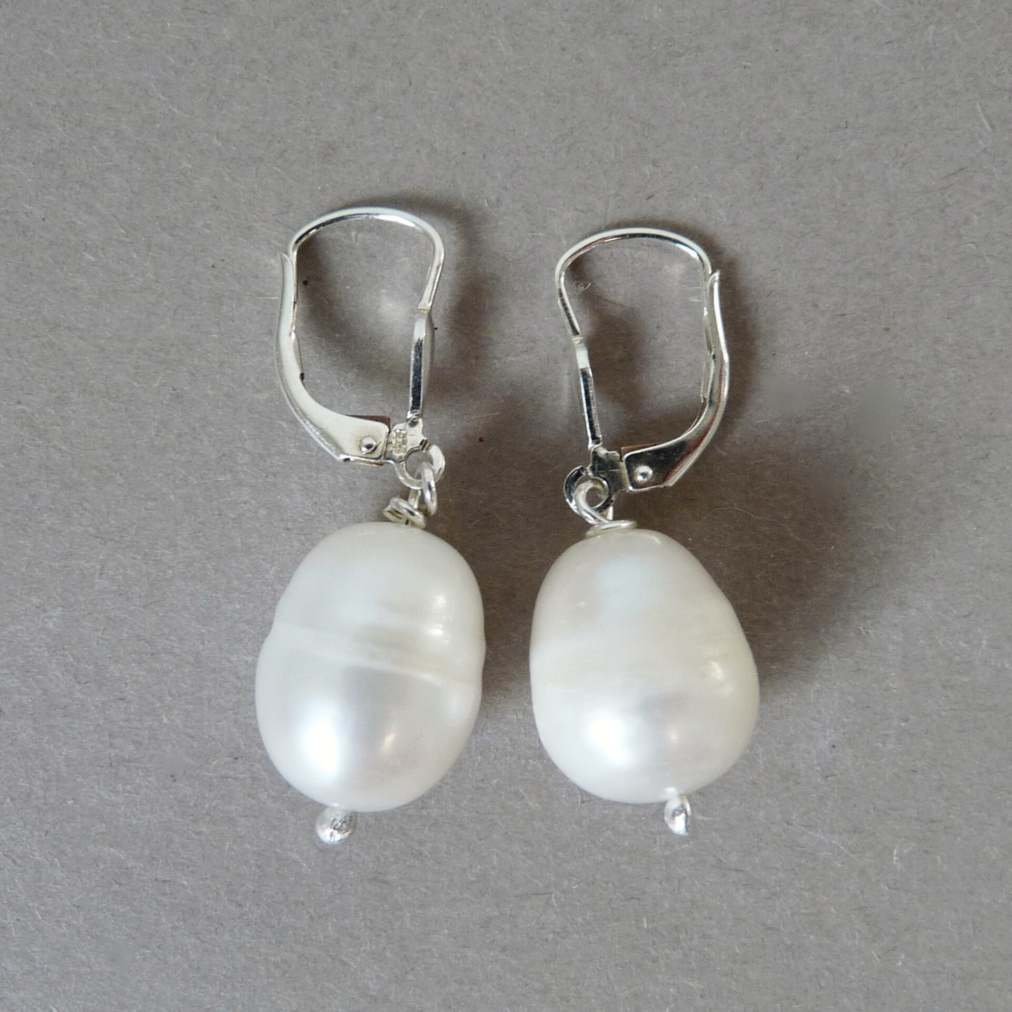 Silver earrings with freshwater pearl, handmade earrings with pearl