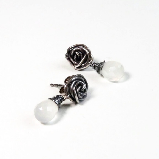 Silver bridal earrings with moonstone 