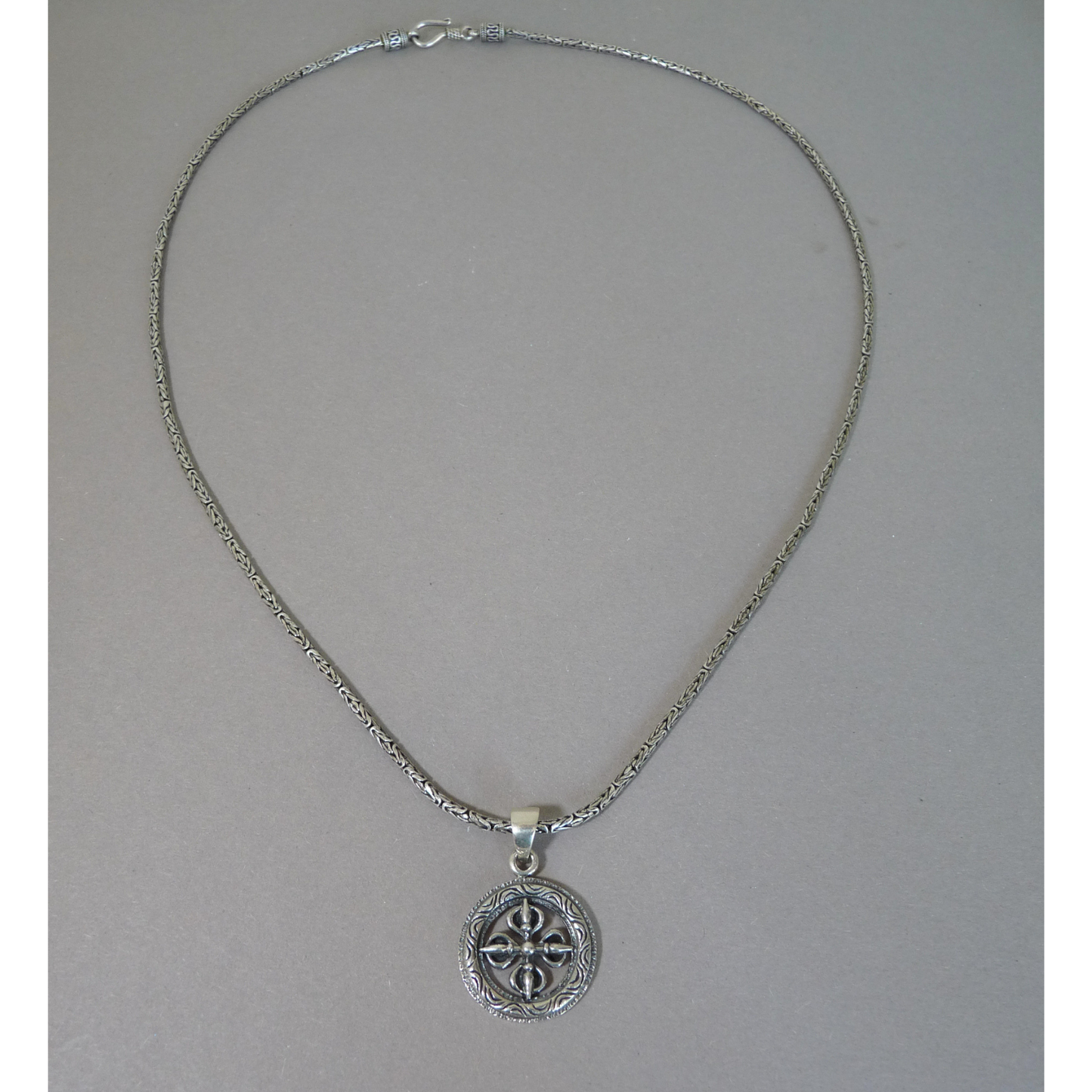 Heren ketting met hanger – zilveren koningsketting Vier Windstreken