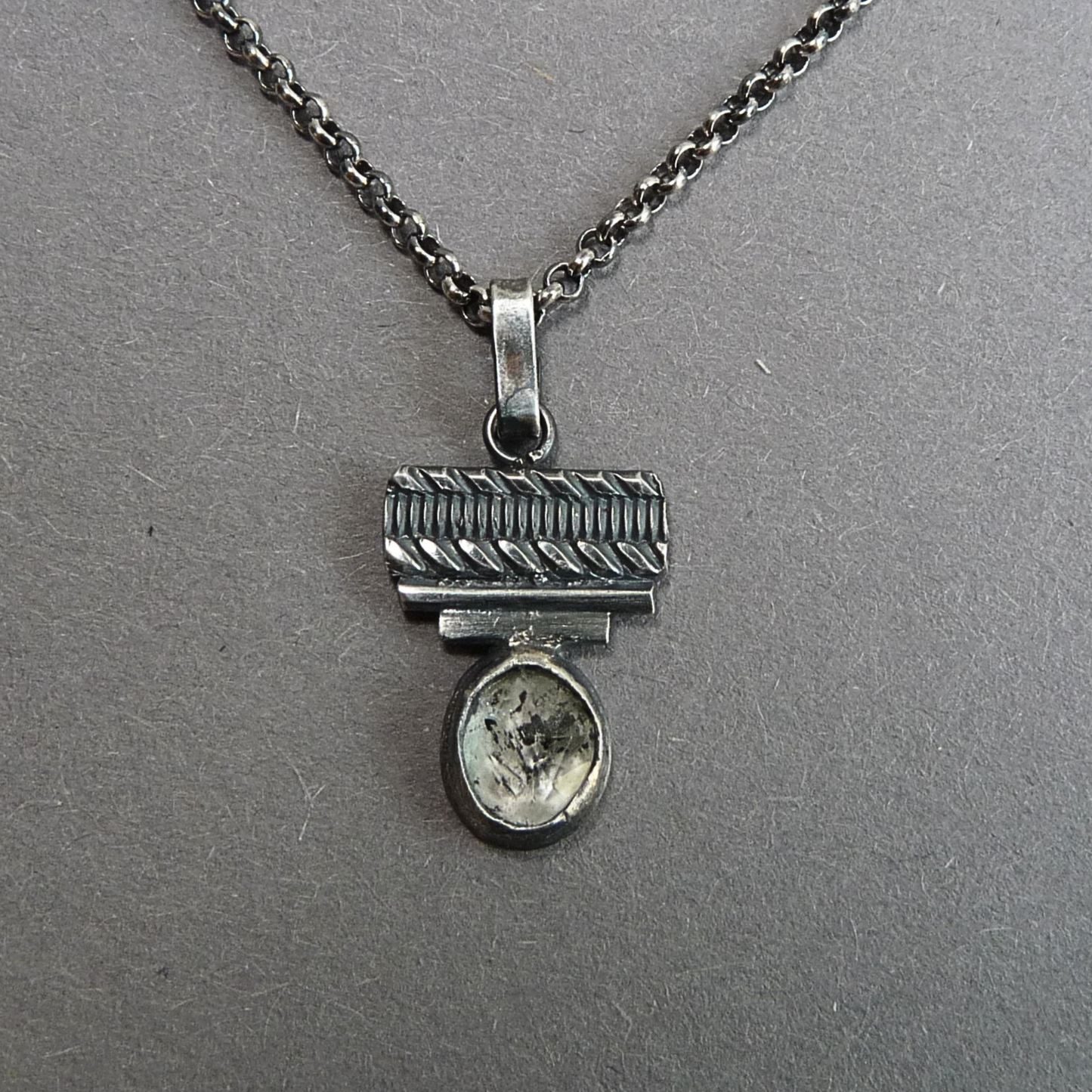Stoere mannen ketting met edelsteen – Herkimer diamant hanger voor heren