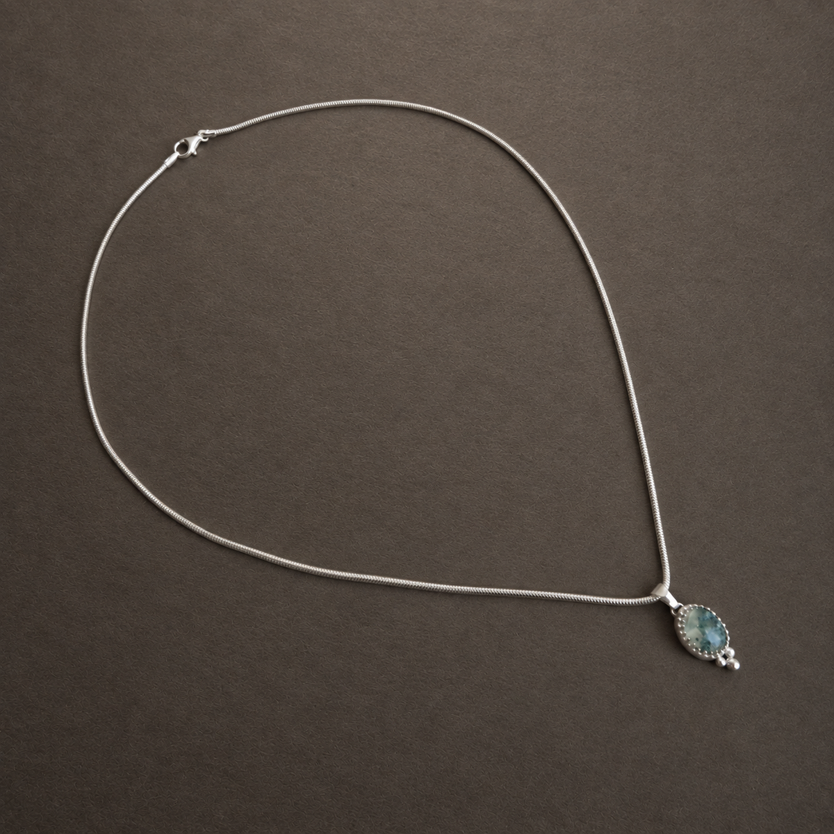 edelsteen-ketting-zilver-boomagaat