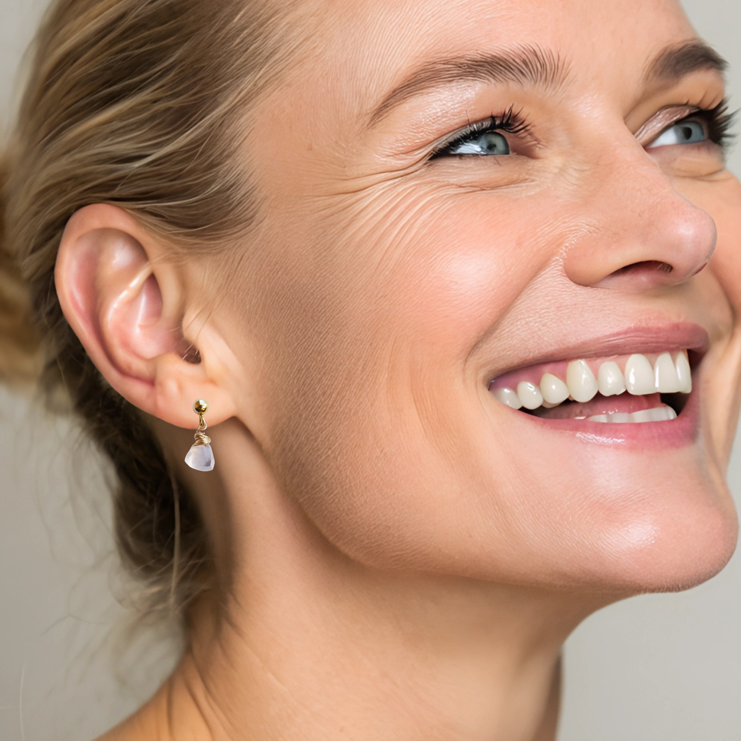 14k Goldfilled oorknopjes met facet geslepen rozenkwarts