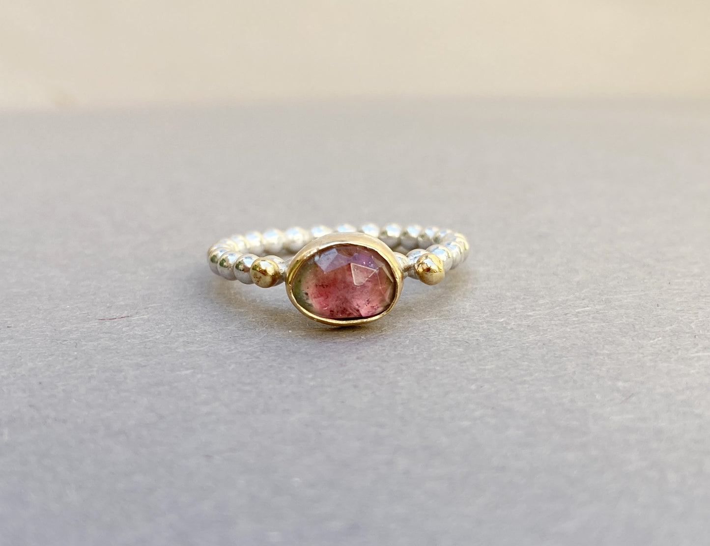 Sliding ring silver and gold with Strawberry Quartz Tourmaline