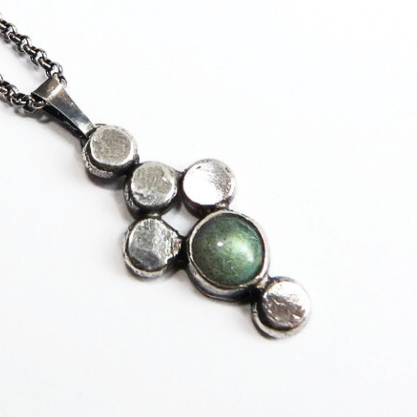 Men's necklace with gemstone – silver pendant with labradorite