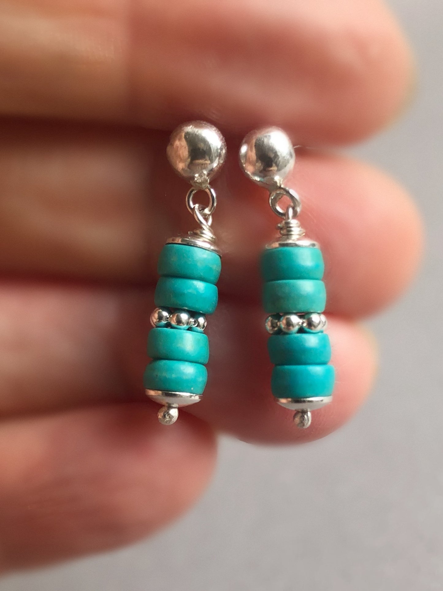 Sterling zilveren heren oorbellen met Turquoise – 4 mm oorknopjes