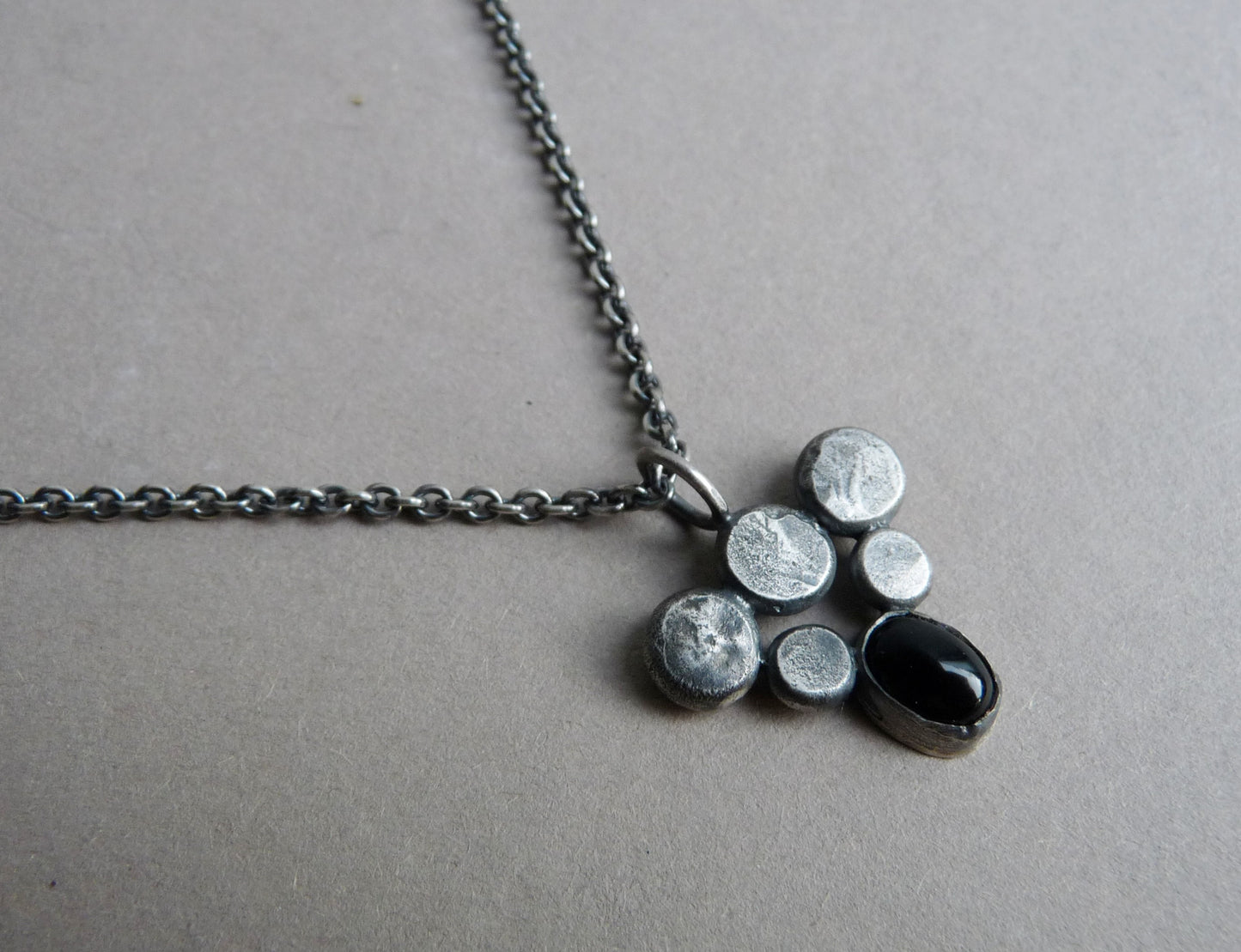 Heren ketting met hanger – Zilver Onyx | Raw Silver Line