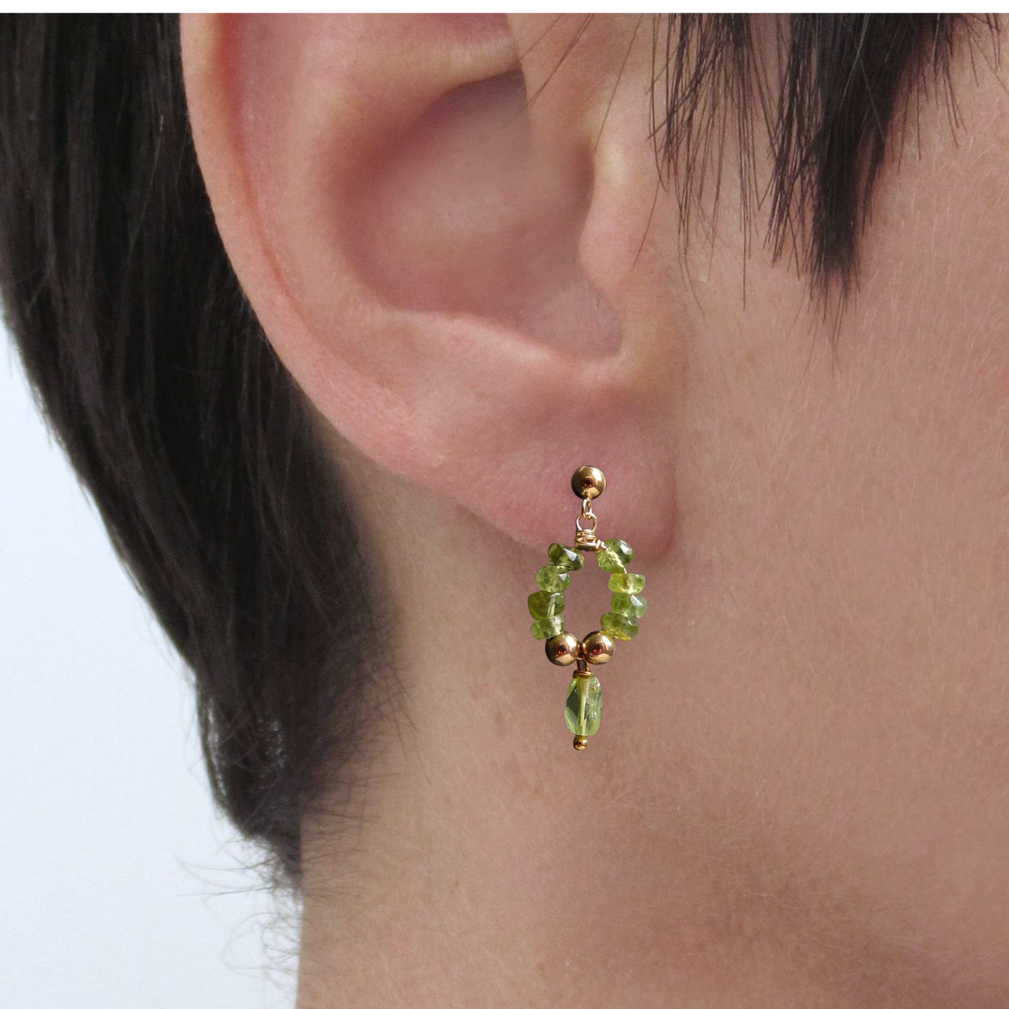 14k Goldfilled oorknopjes met Peridot