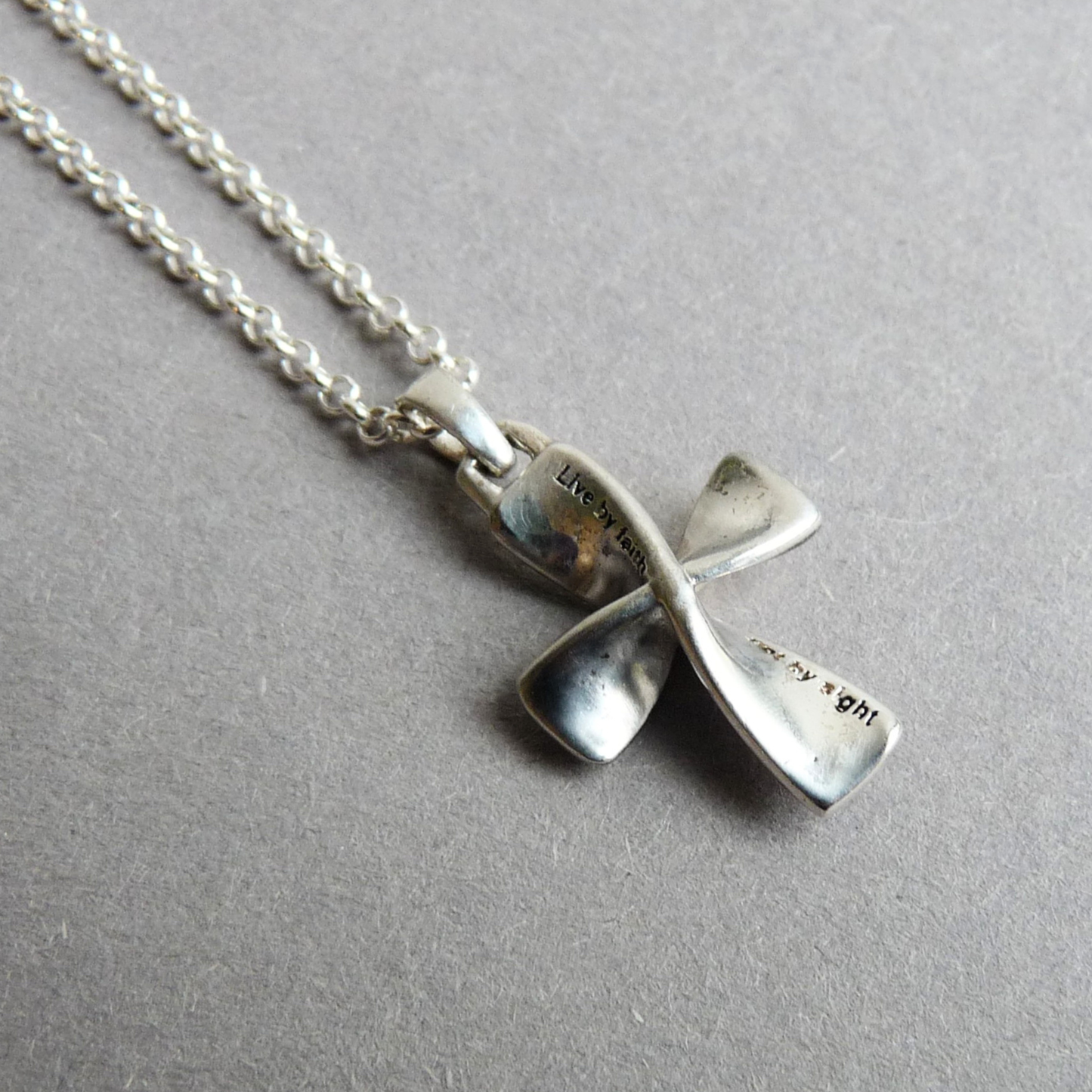 Heren ketting met hanger – zilveren kruisje