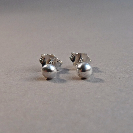 Silver men's stud earrings - 4 mm handmade stud - per piece - minimalist earring