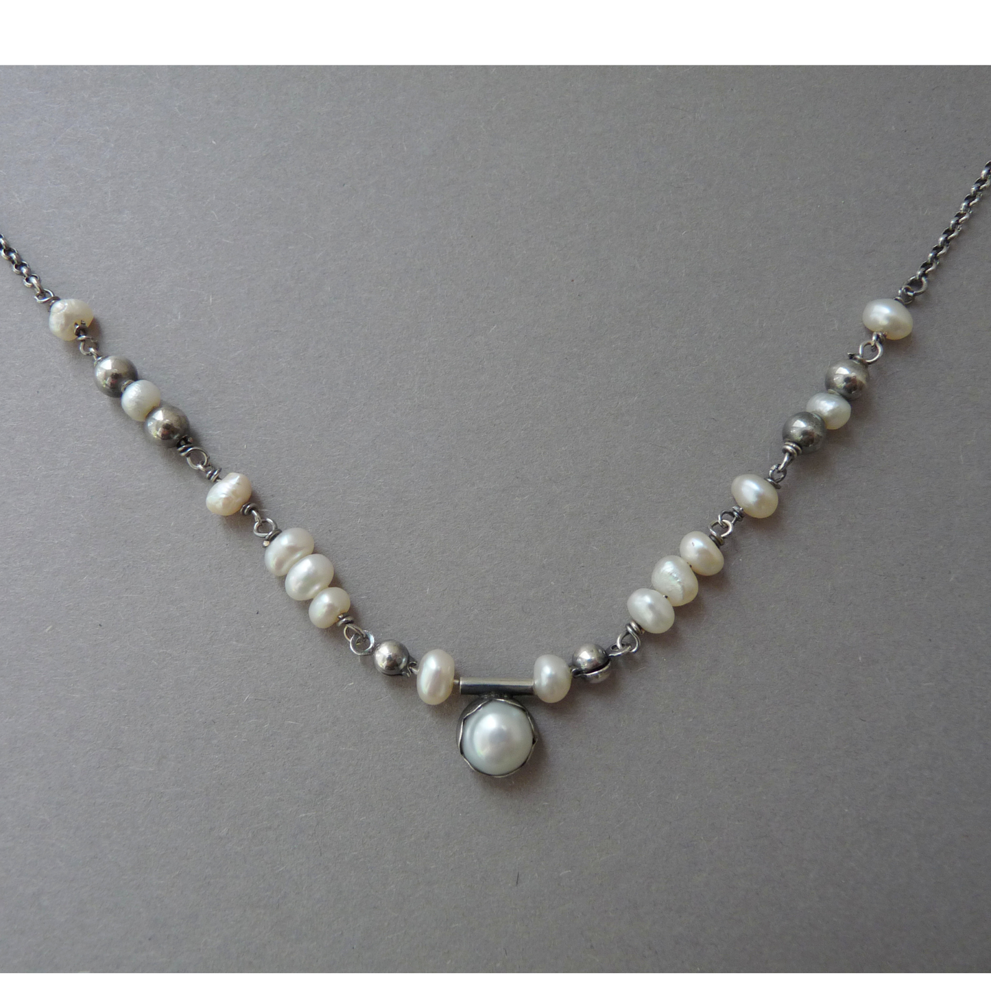 Silver pearl necklace – handmade – customisation possible