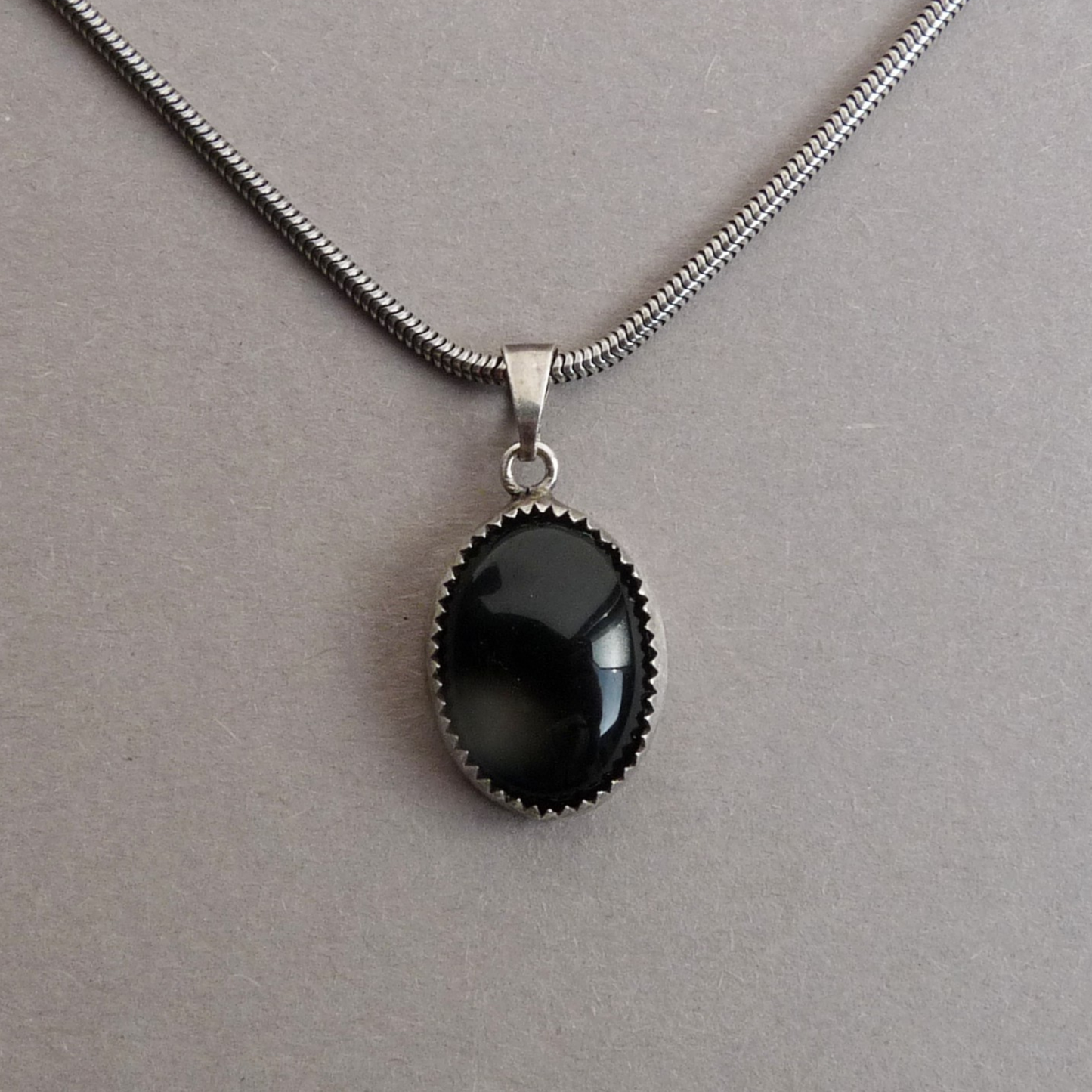 zilveren-onyx-hanger