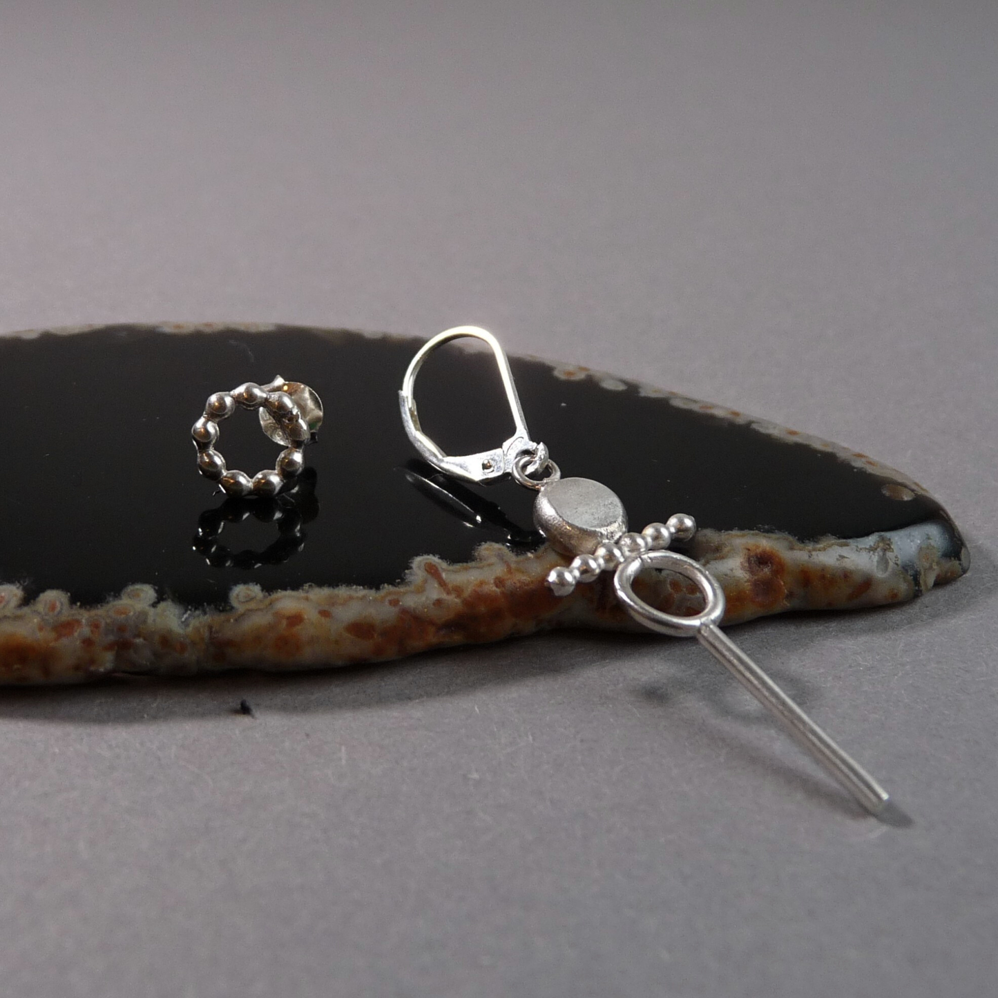 zilveren-oorknopje-heren-opengewerkt-7mm